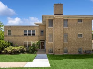 3024 Harlem Ave, Riverside, IL 60546