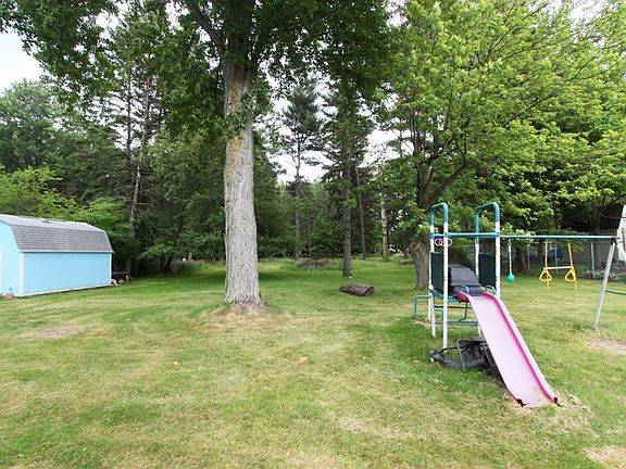3rd image of 4969 E Park Dr