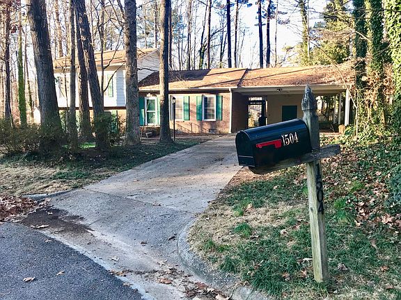 Wooded Lot in Cul-de-sac