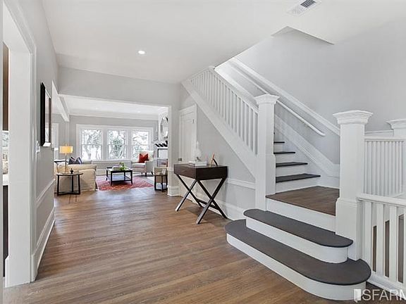 4th image of 641 Lake St #641