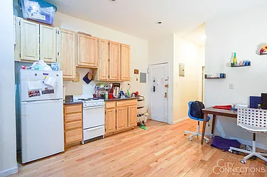 Rented by City Connections Realty