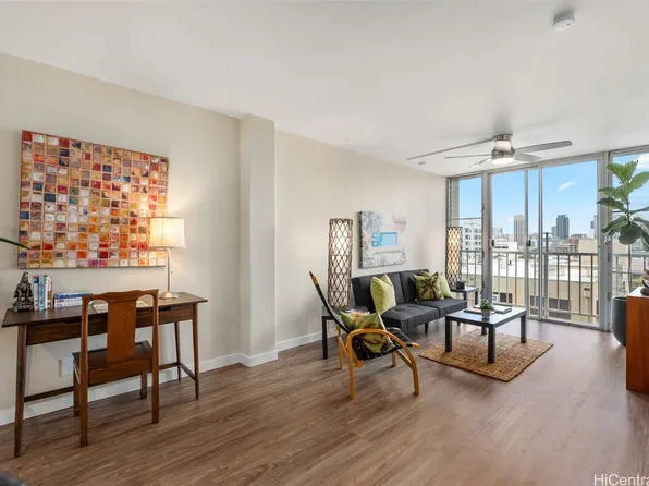 1215 Alexander St APT 503, Honolulu, HI 96826