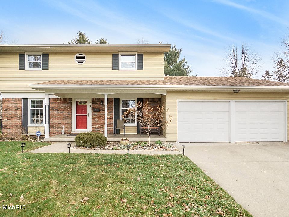 1st image of 109 S Moorland Dr