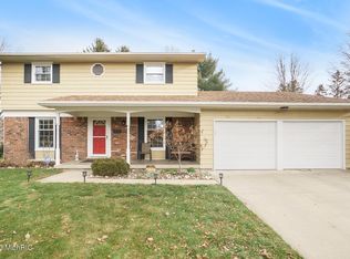 109 S Moorland Dr, Battle Creek, MI 49015