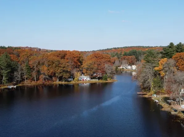 193 Nugget Dr, Charlton, MA 01507