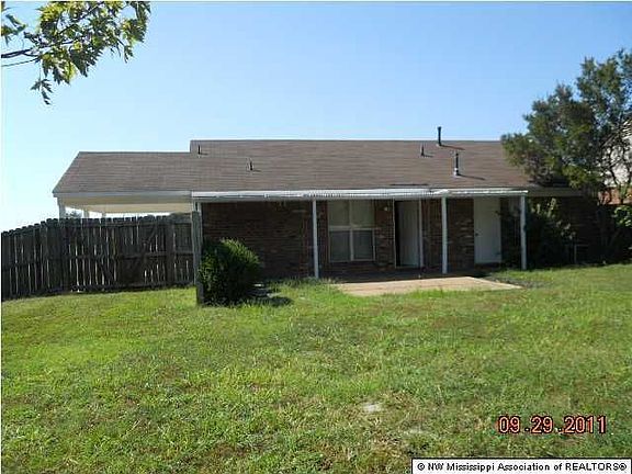 4th image of 6338 Oak Leaf Dr