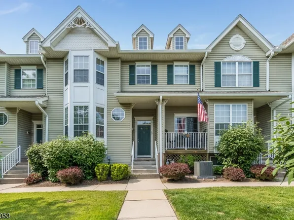 27 Chesterfield Ct, Raritan Twp., NJ 08822