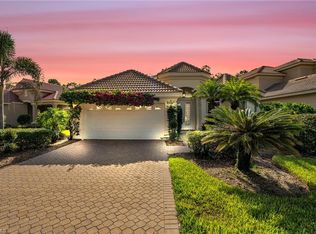 9226 Troon Lakes DR, NAPLES, FL 34109