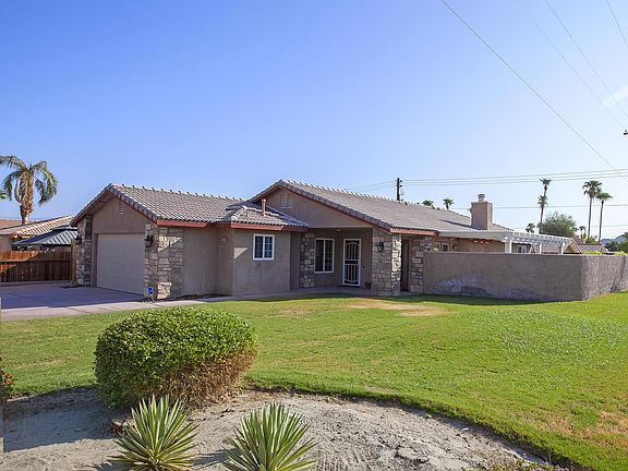 3rd image of 52710 Avenida Alvarado