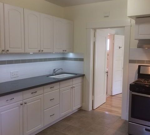 2nd image of 1106 Diamond Ave