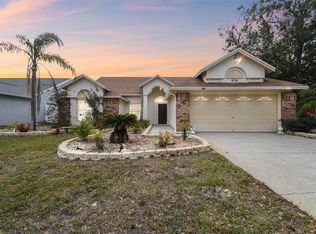630 Bayside Dr, Tarpon Springs, FL 34689