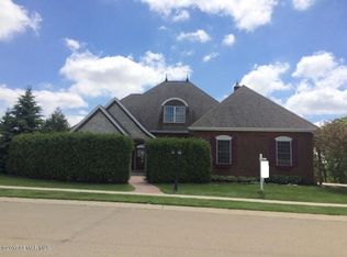 5449 Scenic View Dr SW, Rochester, MN 55902