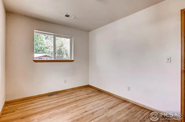 1017 Cragmore Dr — Photo 10