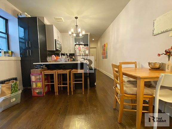5th image of 778 Park Pl APT 7