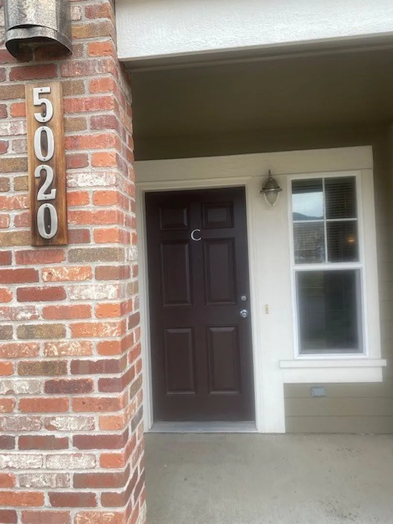 Building Photo - 5020 Ralston St #9C