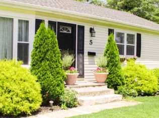 5 Arbor Dr, Brick, NJ 08724