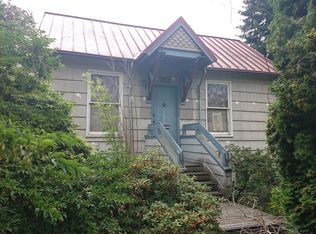 713 N 73rd St, Seattle, WA 98103