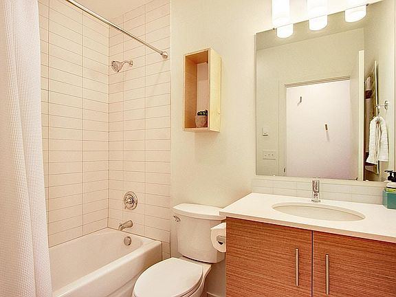 5th image of 3045 21st Ave W #C