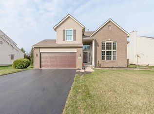 777 Woodington Dr, Pataskala, OH 43062