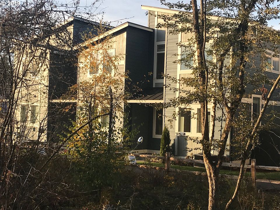 1st image of 6262 SE Harkness Ln #Lt183