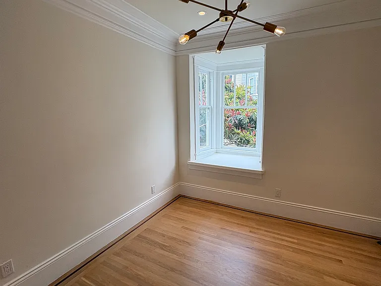 1546 Jones St #12 — Photo 21