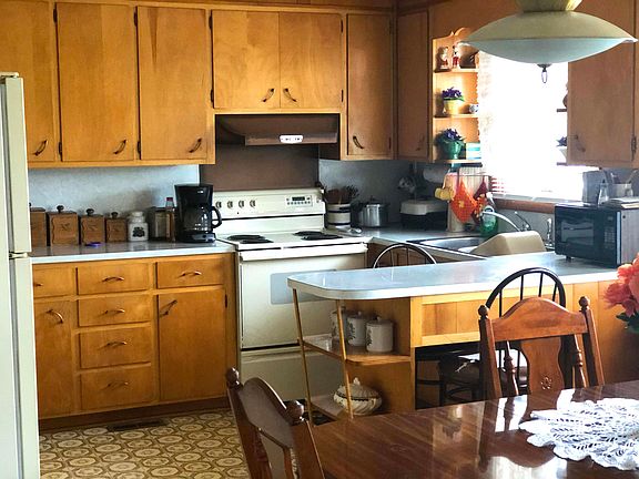 5th image of 3145 Blackburn Ave