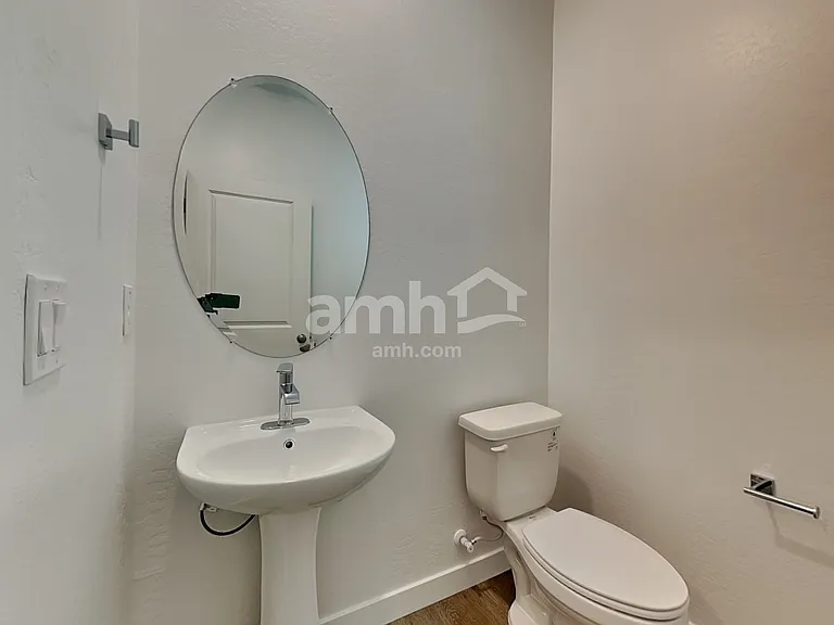 9717 W Tamarisk Ave — Photo 8