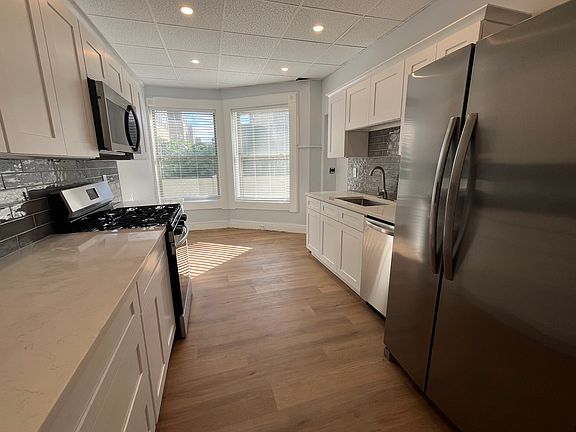 2nd image of 99 Nash Ln #93