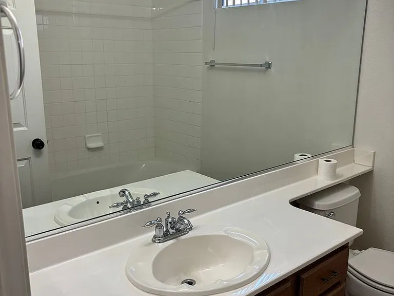 11425 Drappo Ave — Photo 22