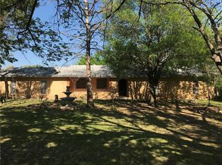 6713 Rickey Ln, Arlington, TX 76001