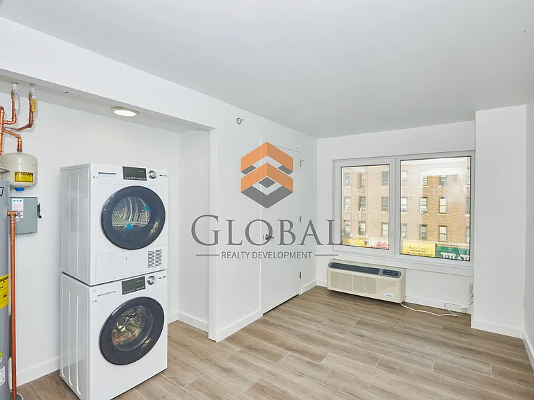 790 Allerton Ave #305 — Photo 11