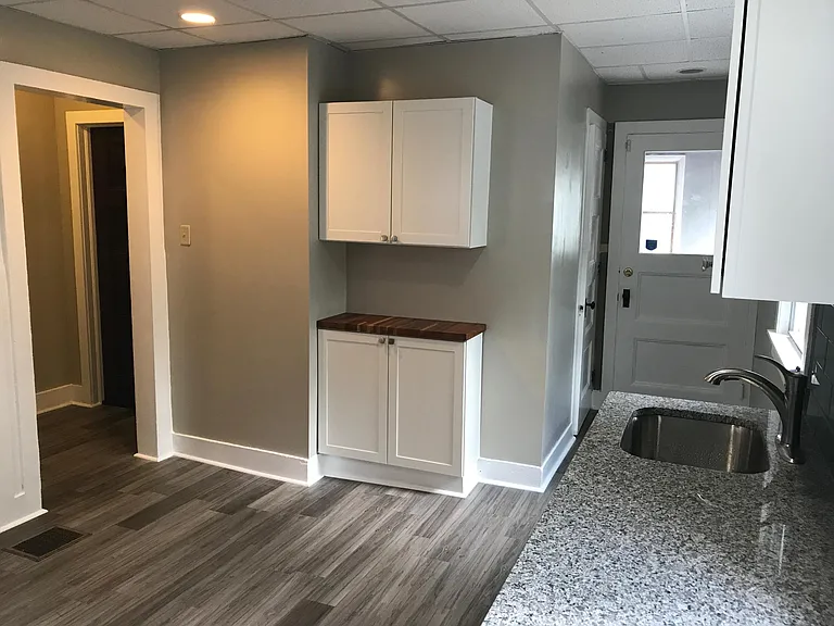 51 Oak St — Photo 6