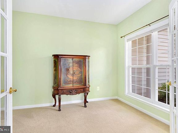 5th image of 214 Concerto Ave