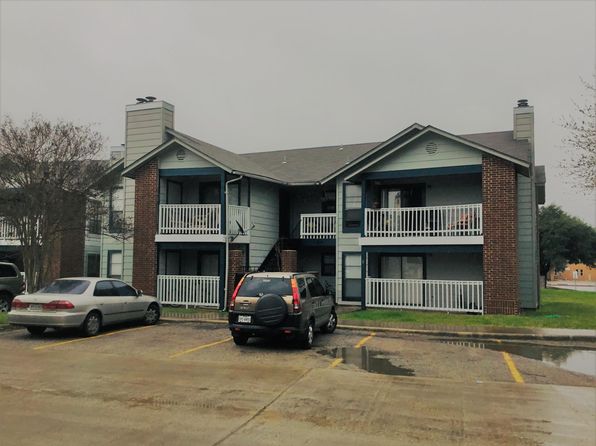 812 Station St