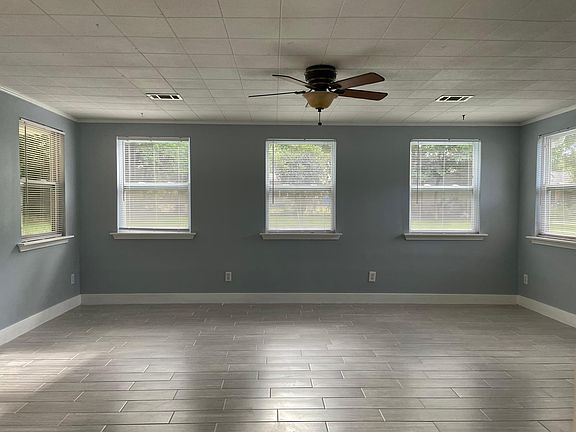 Back living room off kitchen