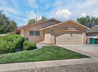 901 Perry Meadows Dr NE, Rio Rancho, NM 87144