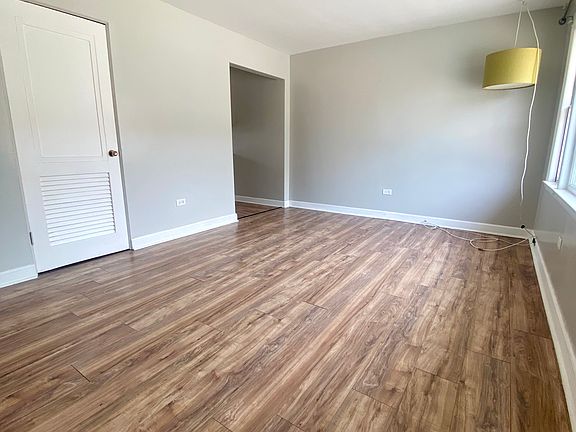 3rd image of 14547 S Blaine Ave APT 3