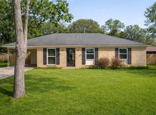 5032 Clear Creek Dr, Millington, TN 38053