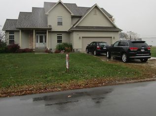 205 Lakeside Dr, Erie, IL 61250