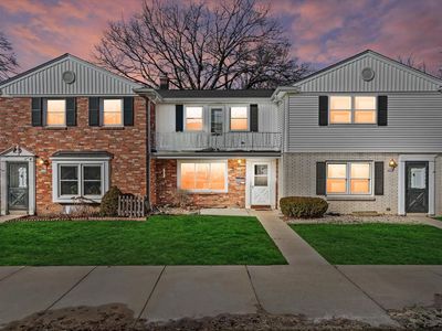 4958 W Colonial COURT, Greenfield, WI, 53220