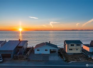 2625 W Beach Rd, Oak Harbor, WA 98277
