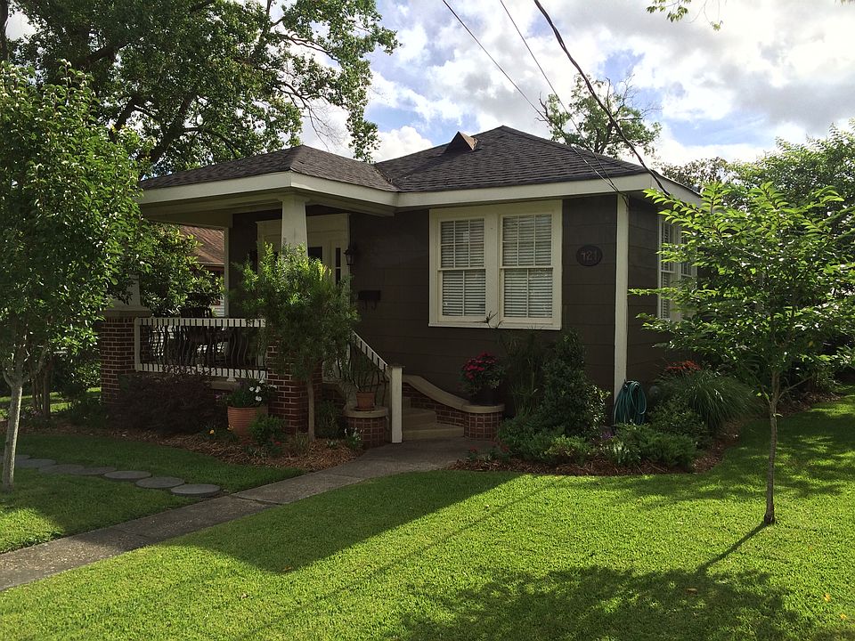 1st image of 421 Carnation Ave