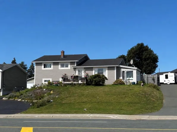 1748 Topsail Road, Paradise, NL A1L1W3