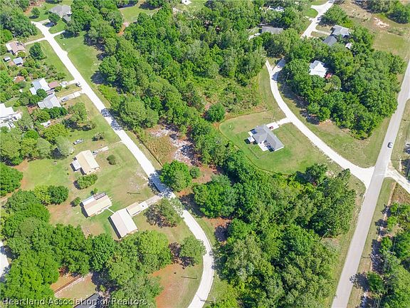 5th image of 2490 N Mohawk Dr E