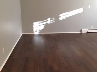 1120 New Haven Ave APT 126, Milford, CT 06460