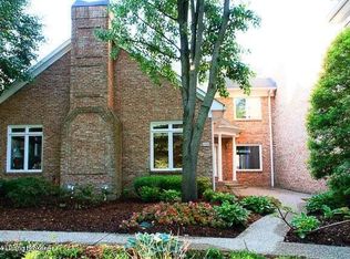 133 Promenade Ct, Louisville, KY 40223