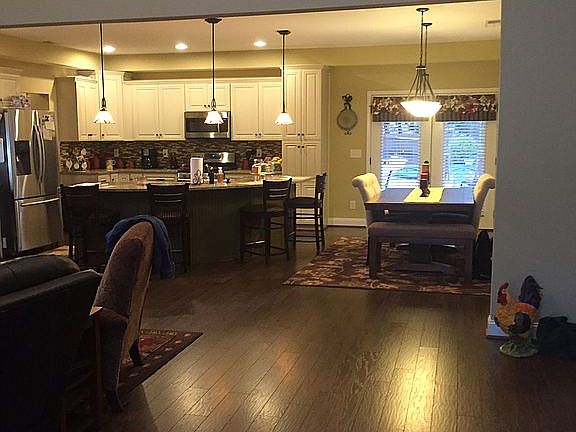 4th image of 418 Hearthstone Way