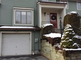 98 Krystal Dr, Somers, NY 10589