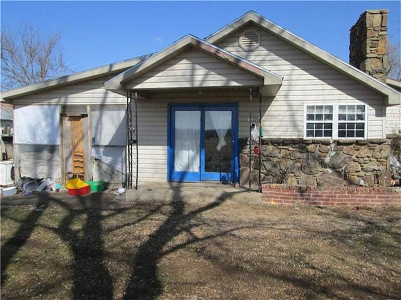 2nd image of 15923 Patton Rd