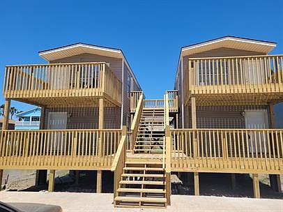 2nd image of 214 W Huisache St #8